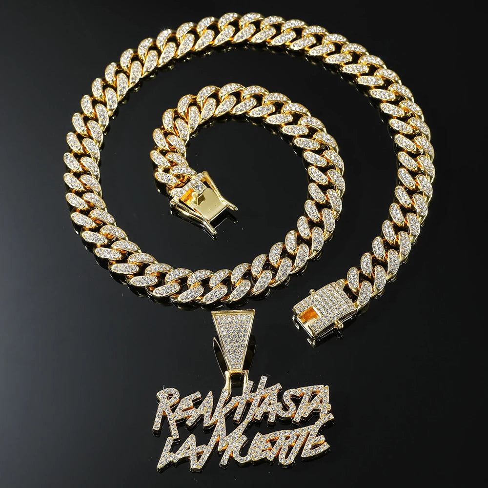 Cadena cubana con dije de letras 13mm hip hop iced out
